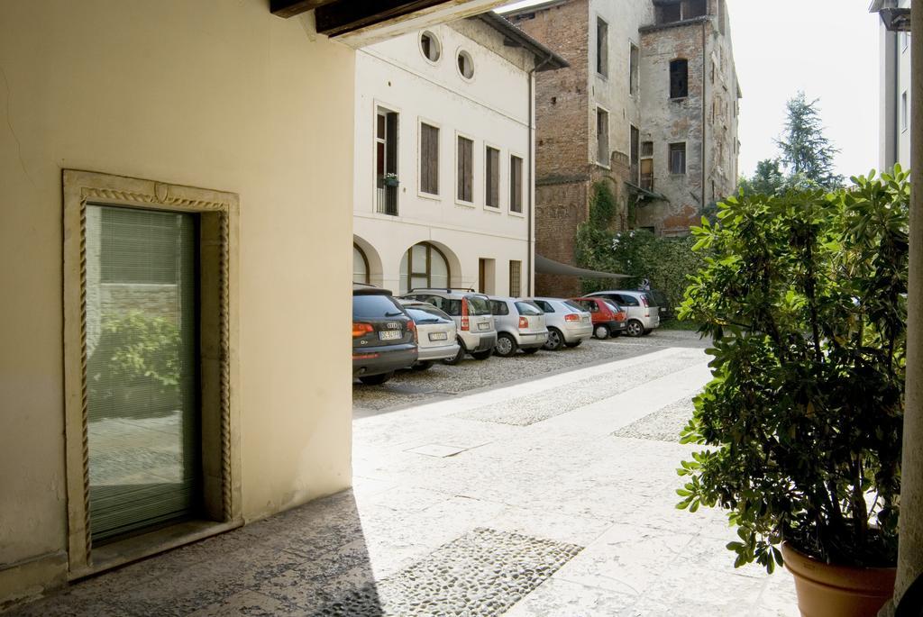 Le Dimore Del Conte Vicenza Rum bild